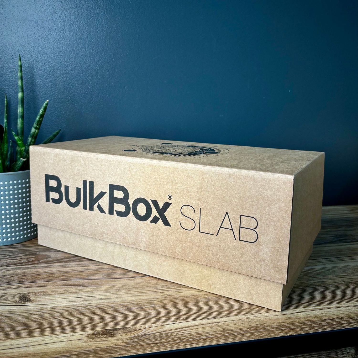 BulkBox SLAB - Outside View